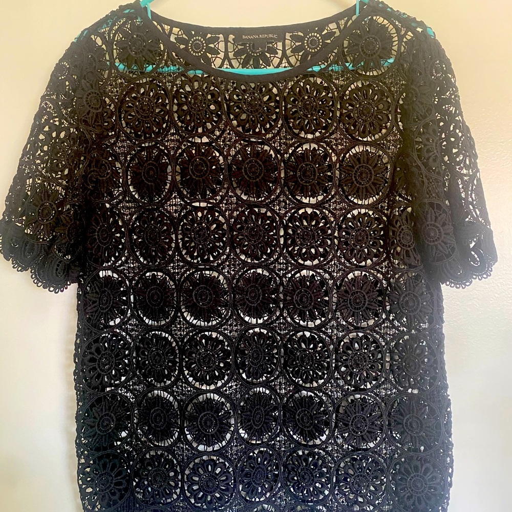 Banana Republic Floral Lace/Crochet Top